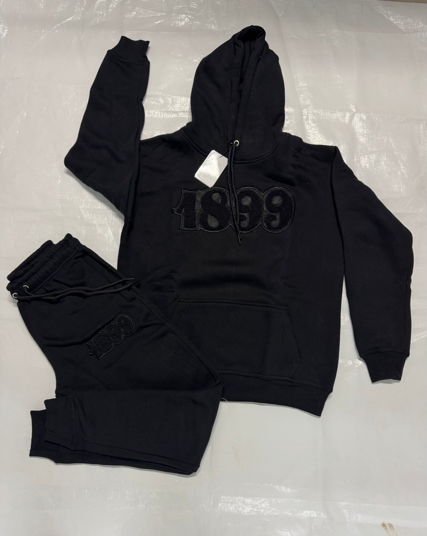 Women’s Classic 1899 SweatSuit